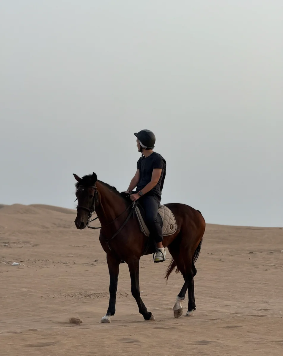 Yassine Cavalier photo 1